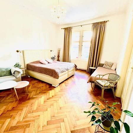 Apartments By Jacob Πράγα Εξωτερικό φωτογραφία